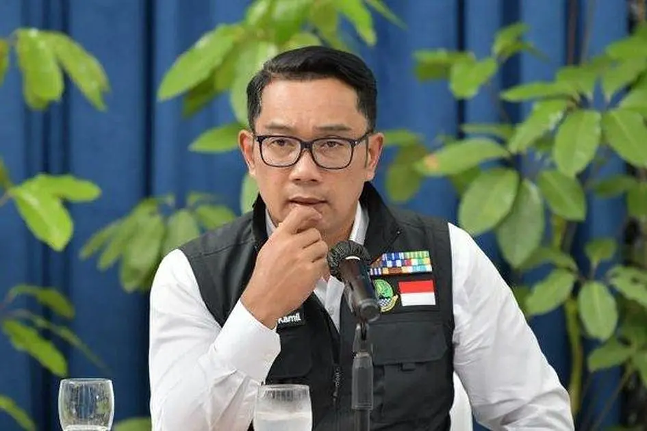 ridwan kamil minta maaf