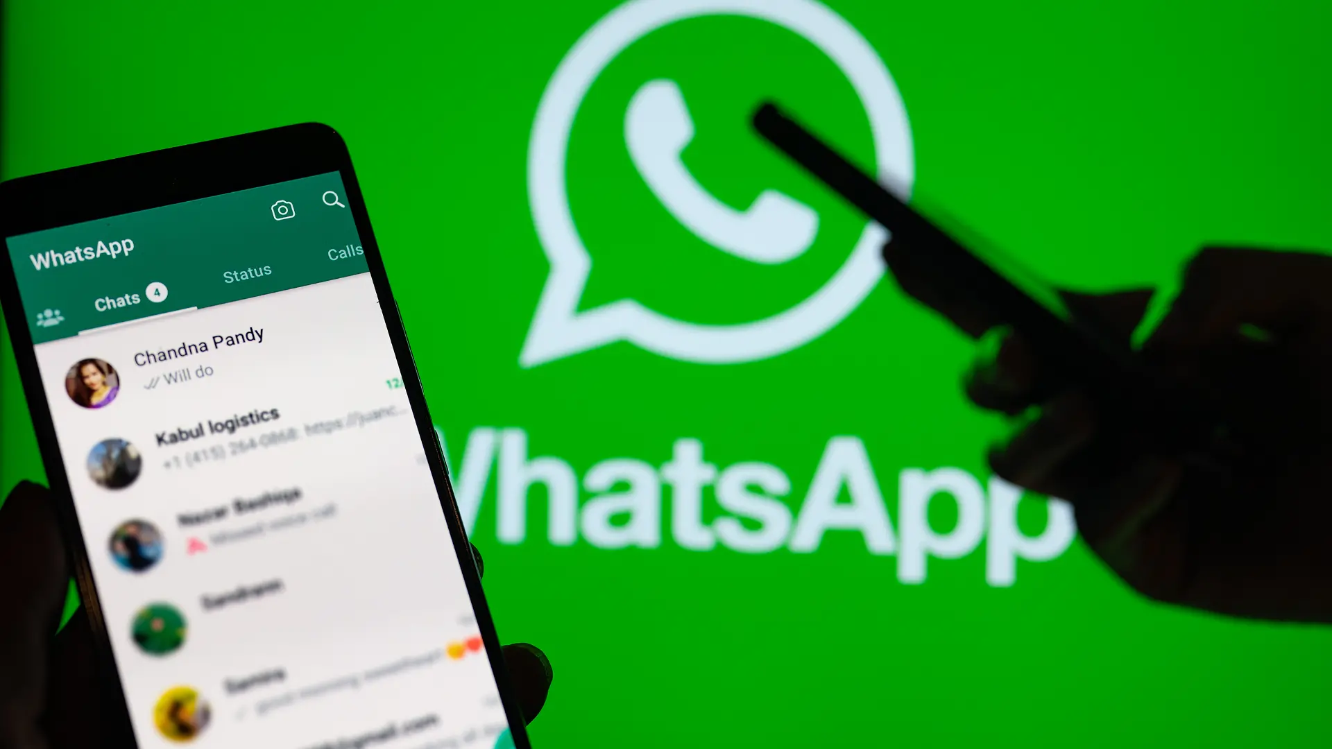 Tolak Undangan Grup WhatsApp Tak Dikenal dengan Fitur Context Card