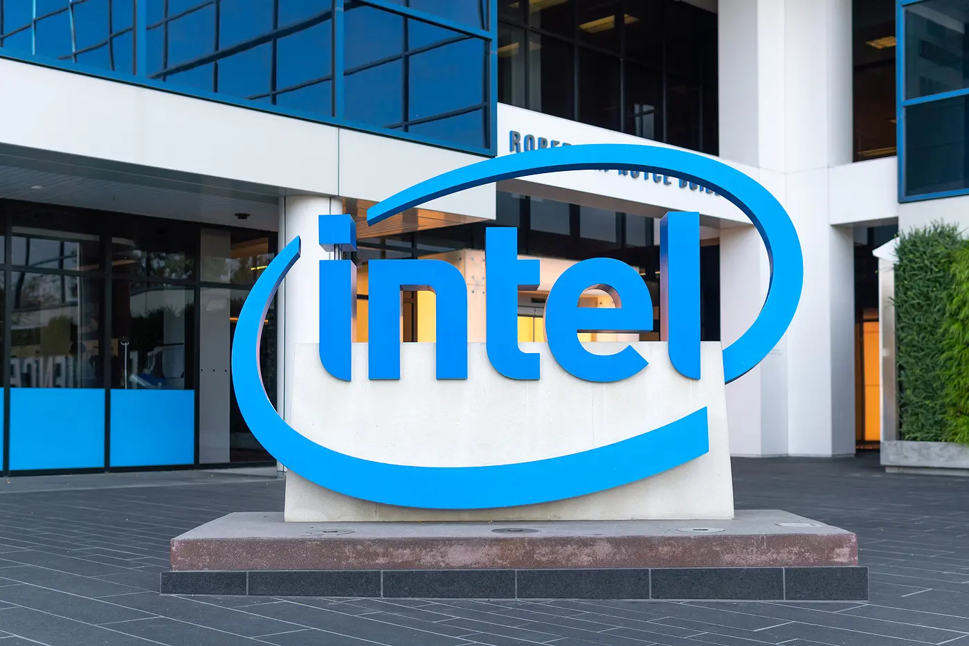 Intel Umumkan PHK Besar-besaran, 15.000 Karyawan Terkena Dampak