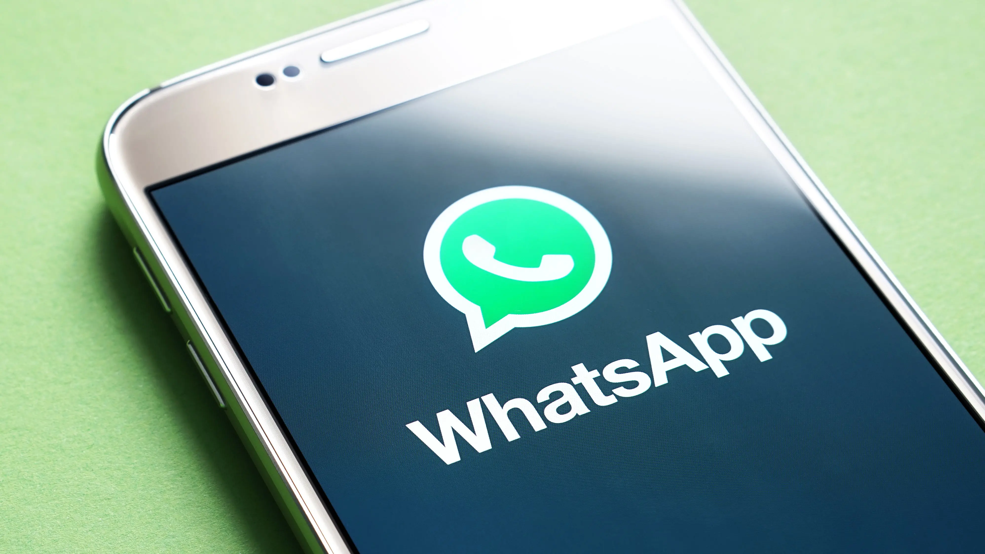 Sumber: https://www.techradar.com/how-to/use-whatsapp