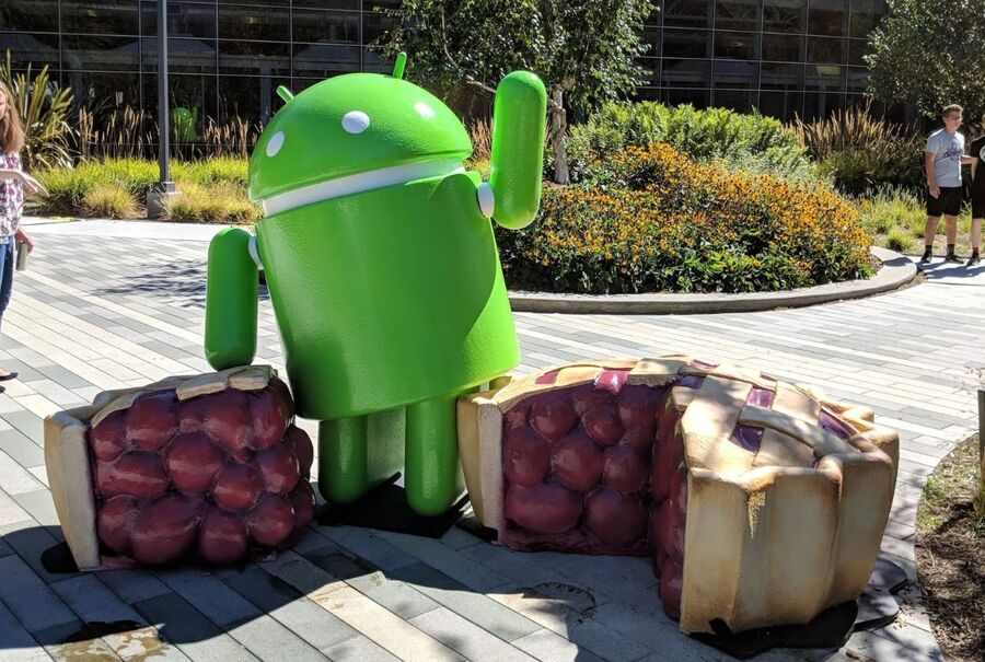 Patung Android di Google