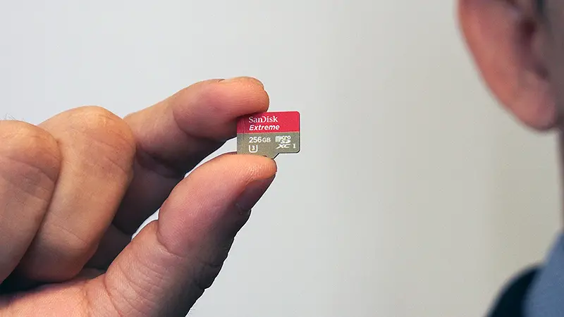 SanDisk launches new 256GB microSD cards at MWC Shanghai 2016 -  HardwareZone.com.sg