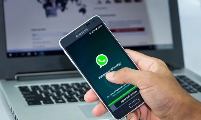 WhatsApp Akan Hadirkan Iklan Pada Bagian Status di Tahun 2019