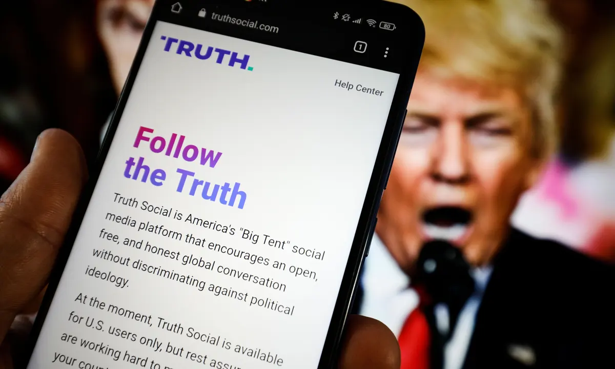 Truth Social Aplikasi Medsos Donald Trump Sudah Bisa Diunduh di Google ...