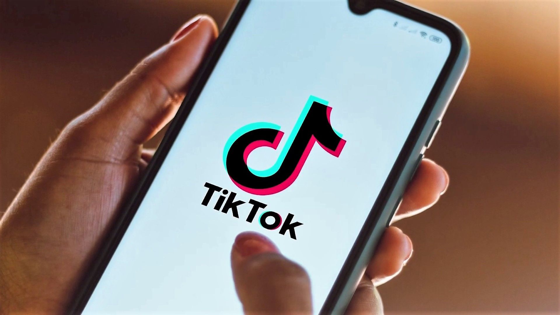 Sumber: https://stealthoptional.com/how-to/how-to-green-screen-on-tiktok/