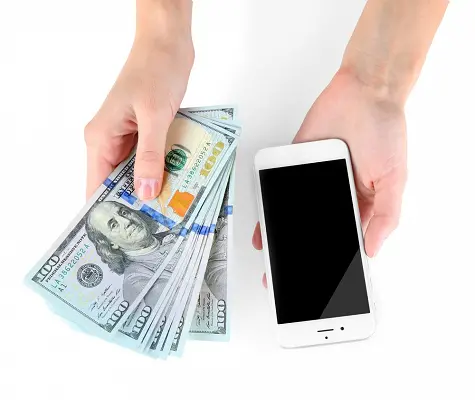 Sell Cells: 4 Tips to Sell Your Phone While Saving Money