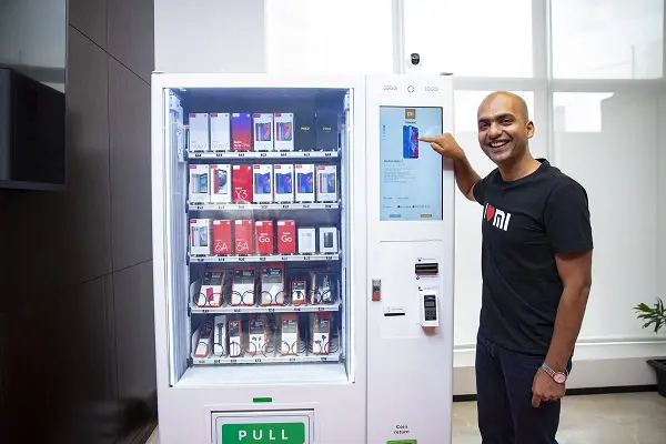 Beli Ponsel Xiaomi di India Bisa Lewat Vending Machine