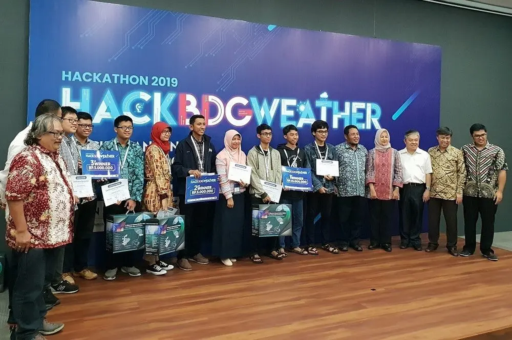 Hackathon 2019: HACKBDGWEATHER