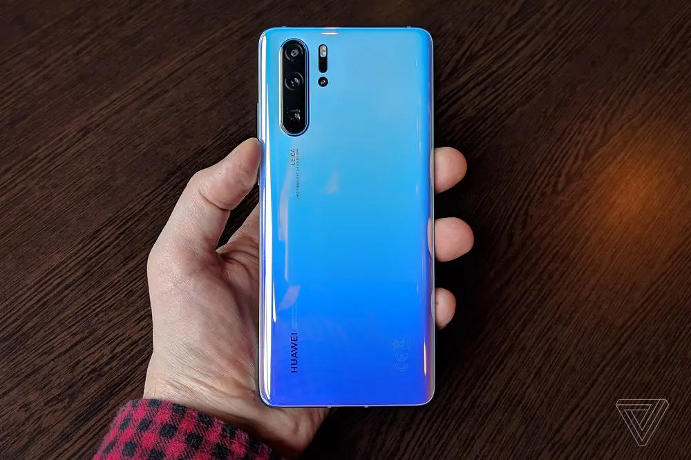 Harga Huawei P30 Pro Turun 90 Persen