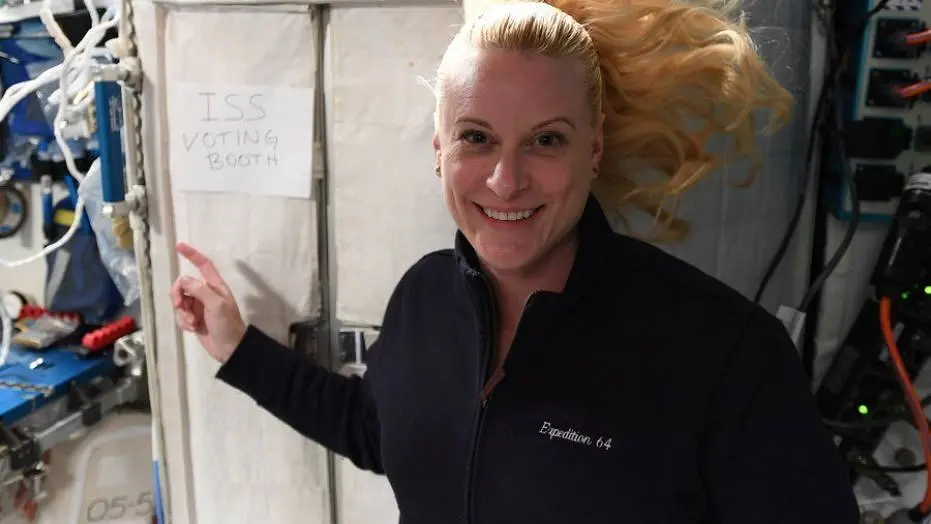 Kate Rubins lakukan voting di International Space Station