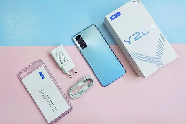 Perusahaan ponsel ternama, Vivo, merilis seri ponsel terbarunya yaitu Vivo Y20s.