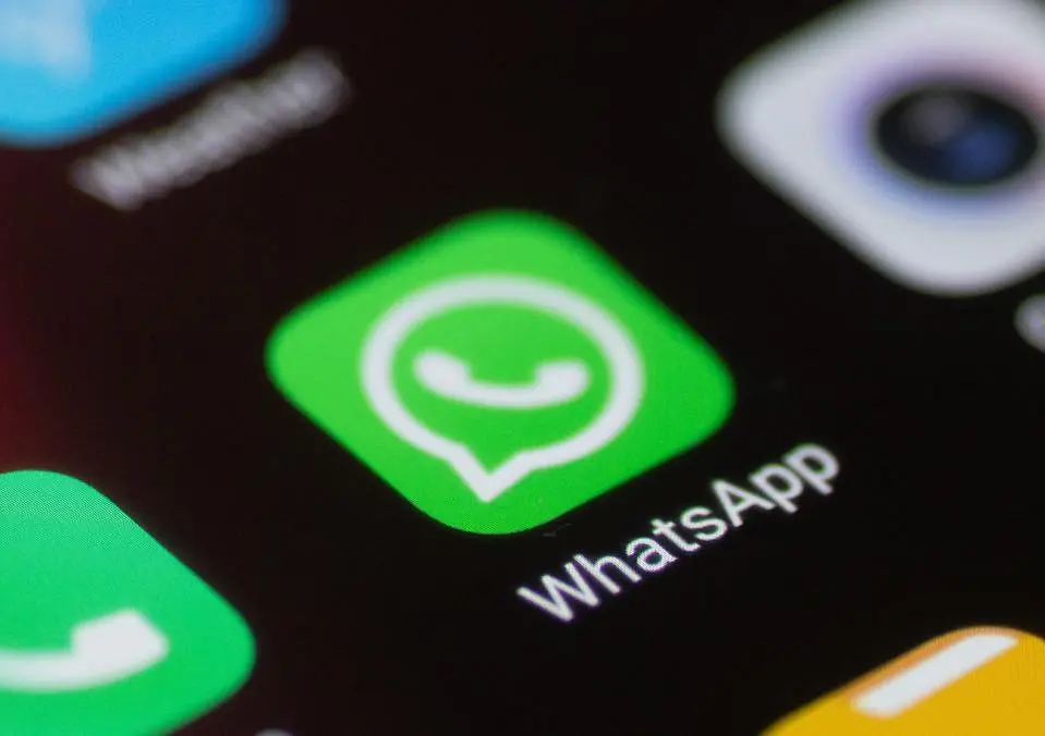 Punya 2 Miliar User, WhatsApp Kirim 100 Miliar Chat Per Hari