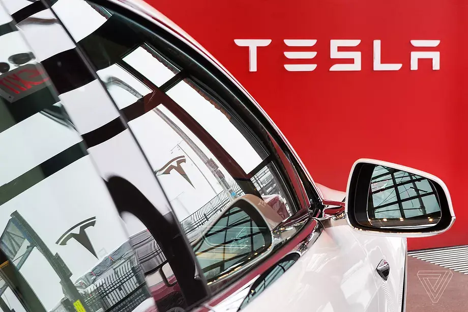 Tesla Menarik Lebih 9.500 Kendaraan Model X dan Y di Amerika Serikat