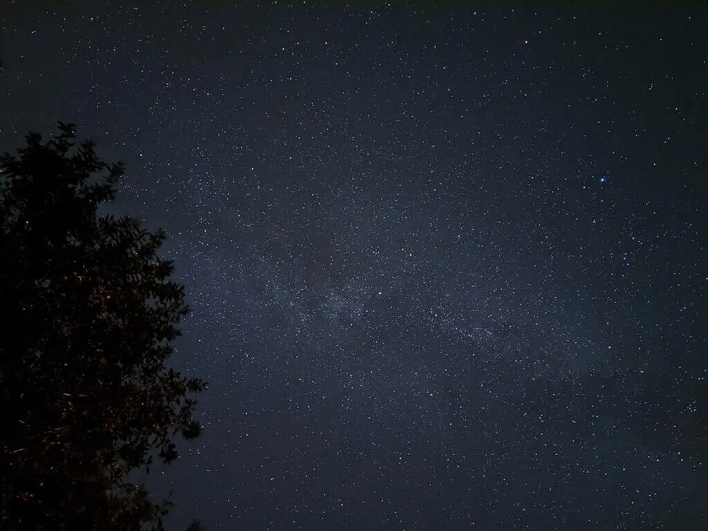 Google Hilangkan Astrophotography di Pixel 5 dan Pixel 4a 5G