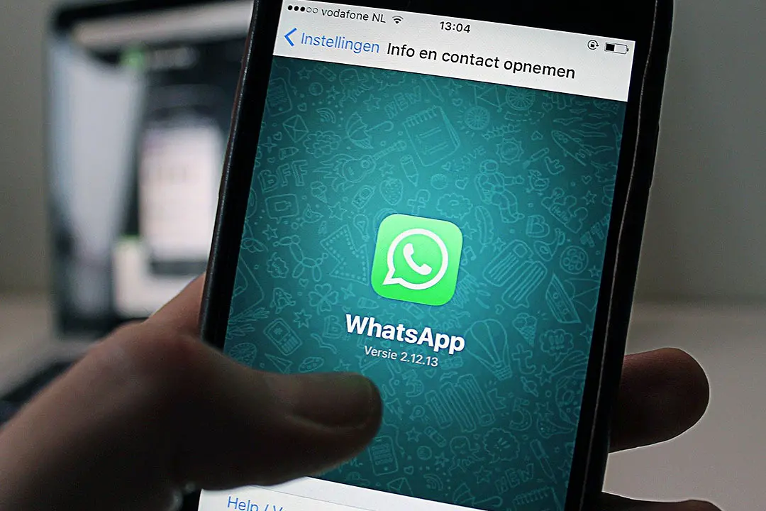 Cara Mengetahui Riwayat Online Orang Lain di WhatsApp