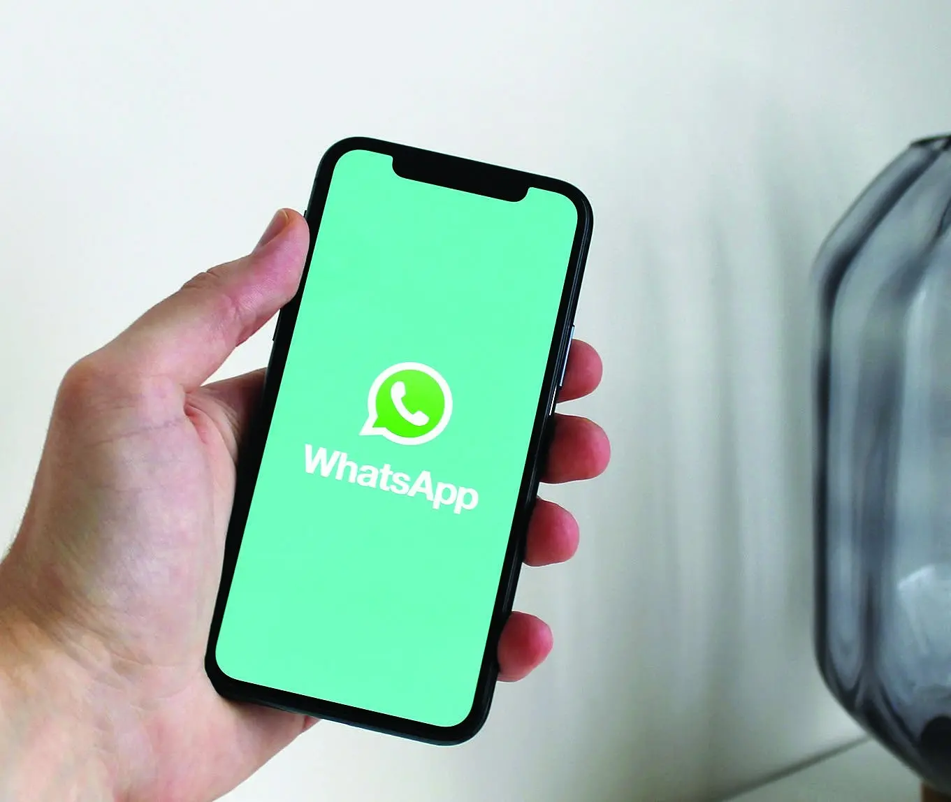 4 Cara Baca Chat WhatsApp Tanpa Ketahuan Pengirim