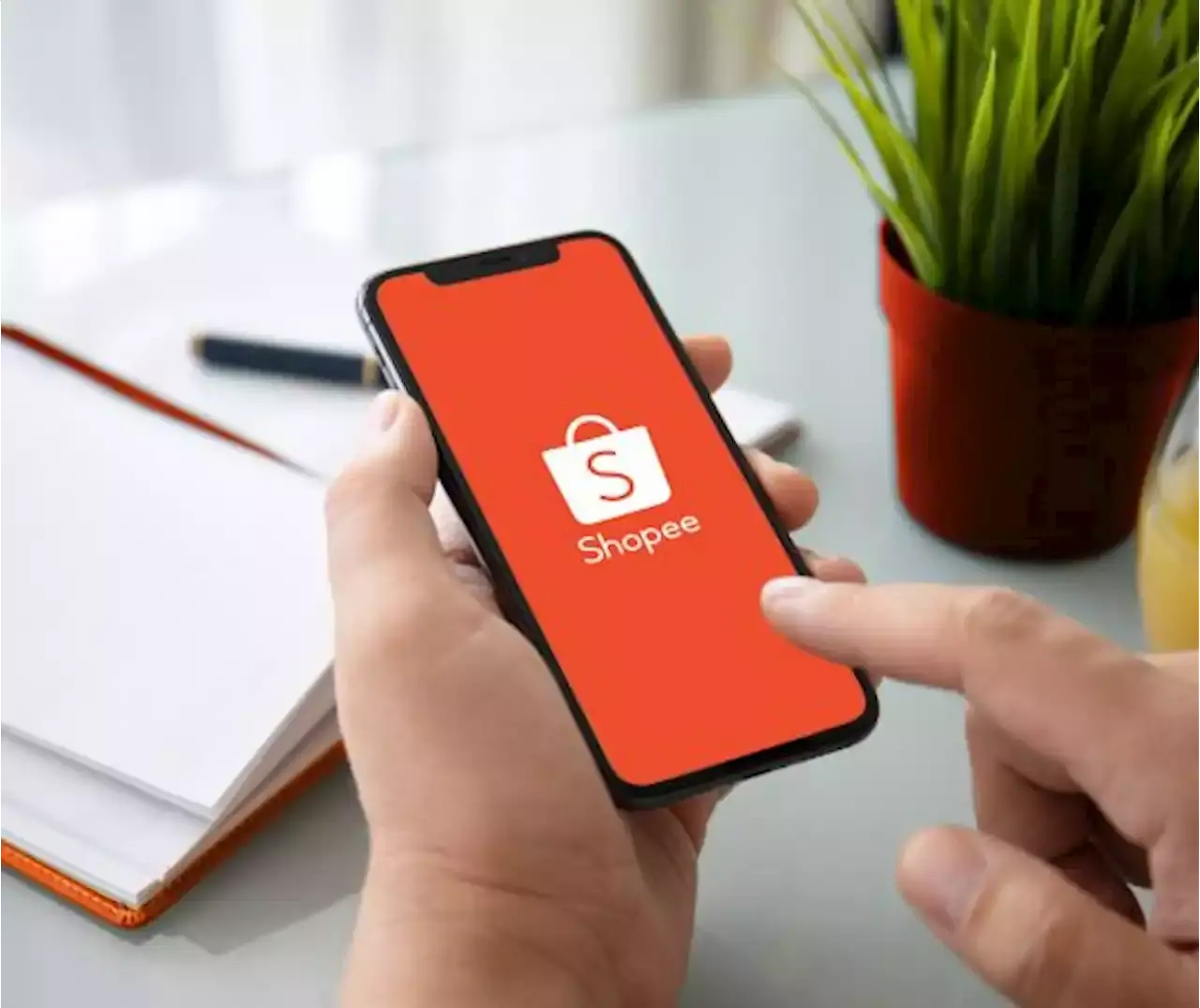 Fitur Baru Shopee ini Viral karena Membuka Privasi