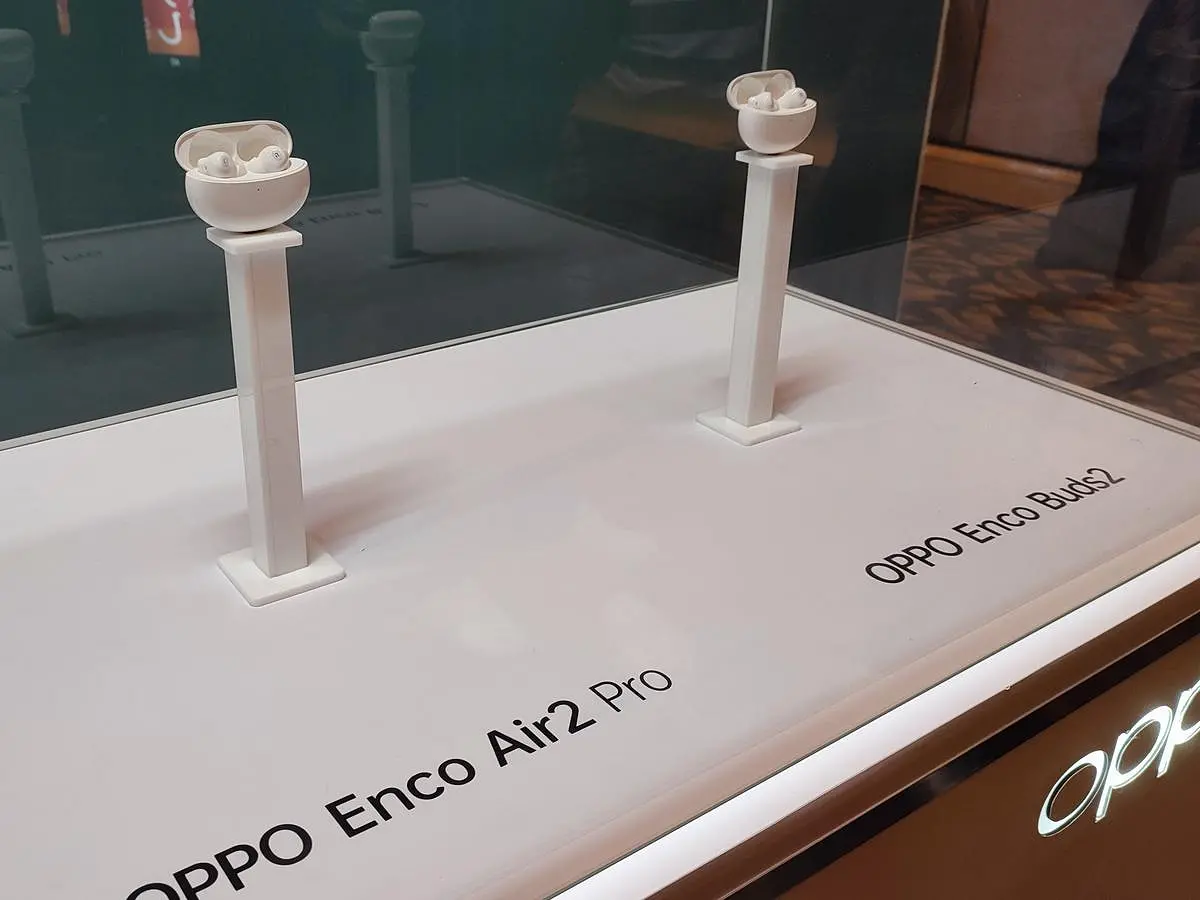 TWS Oppo Enco Air2 Pro dan Enco Buds2