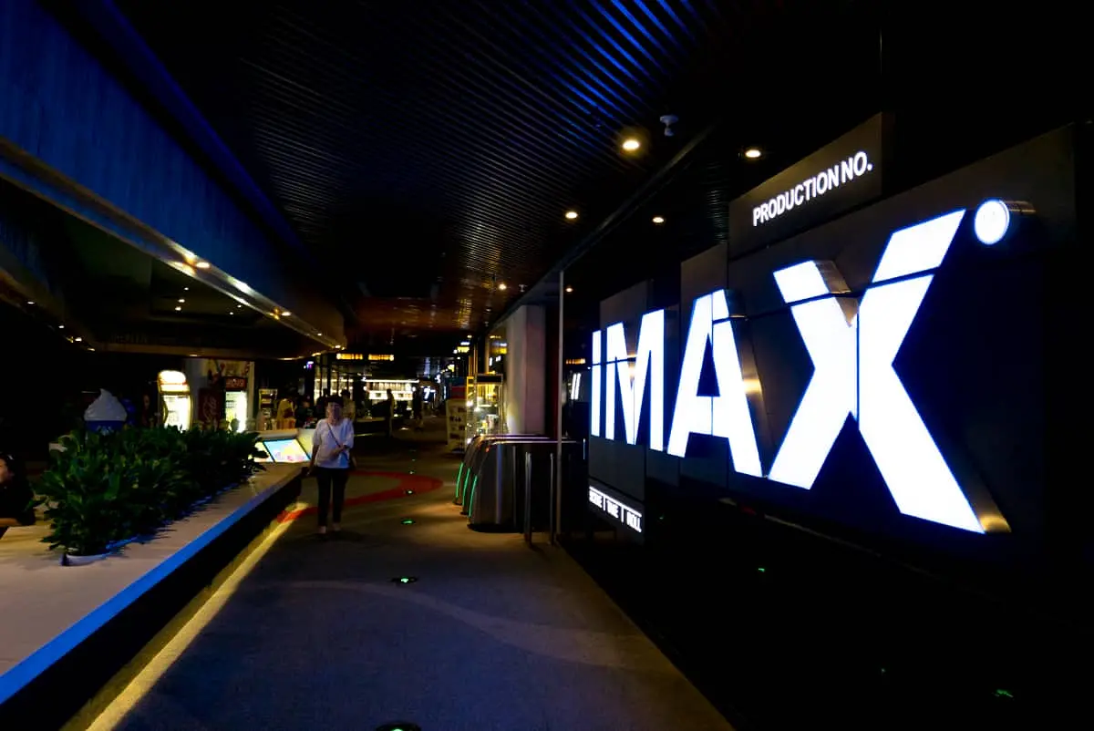 Bioskop IMAX AI