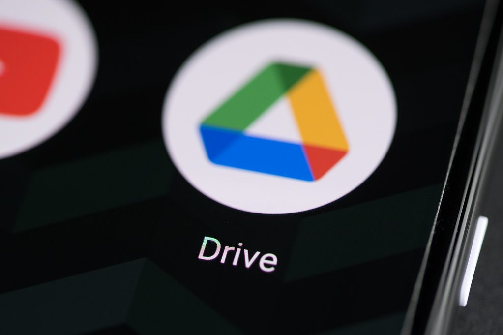 Upload file ke Google Drive