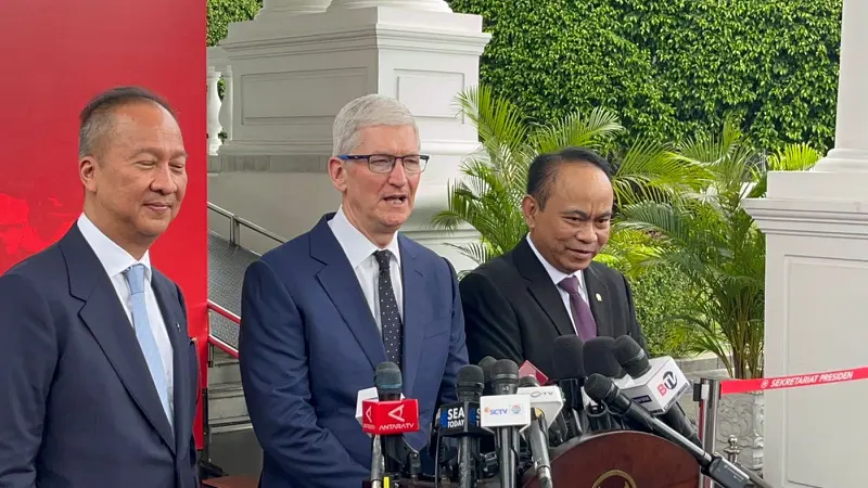 Bos Apple Tim Cook Bertemu Jokowi Hari Ini, Menkominfo Sebut Bakal Ada Kejutan!