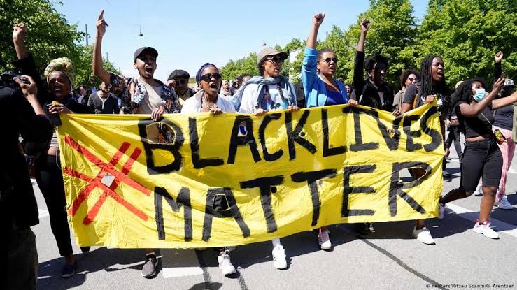 Donald Trump minta hapus postingan demontrasi