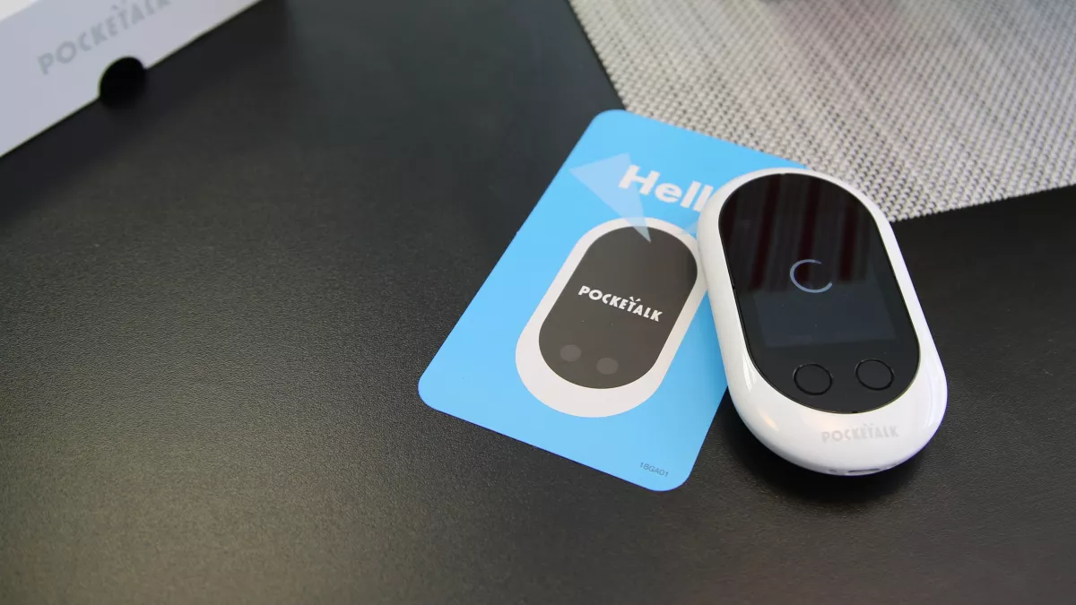 pocketalk voice translator