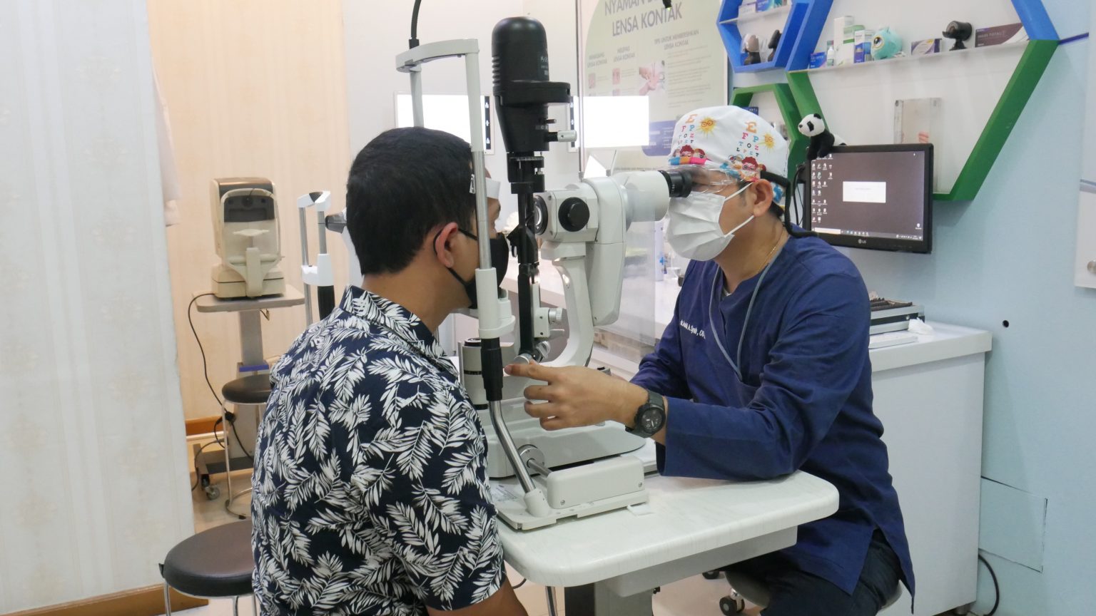 Transformasi Penglihatan: Teknologi Terkini untuk Mengatasi Mata Minus