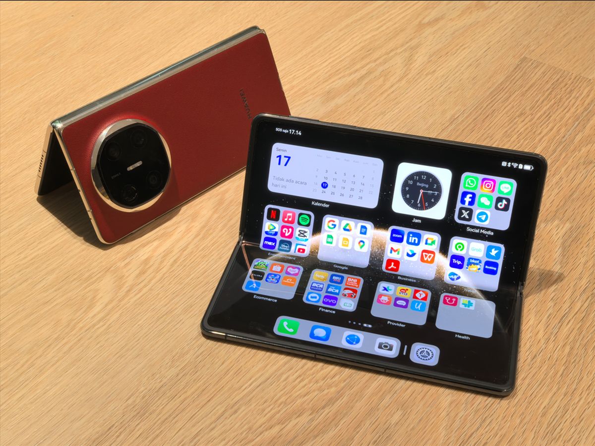 Huawei Mate X6 Smartphone lipat