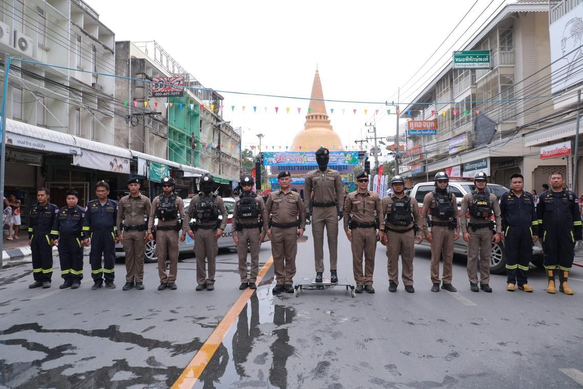robot polisi AI thailand