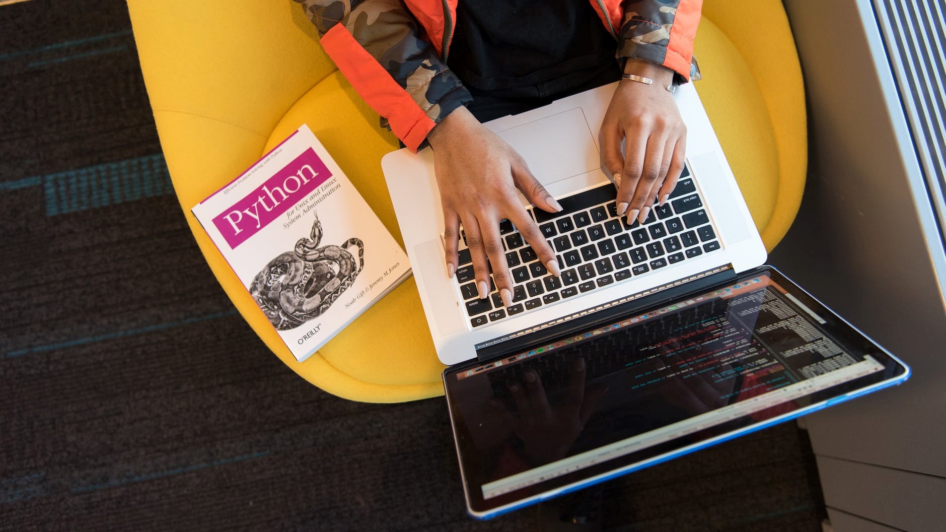 Perbedaan teknik informatika dan sistem informasi