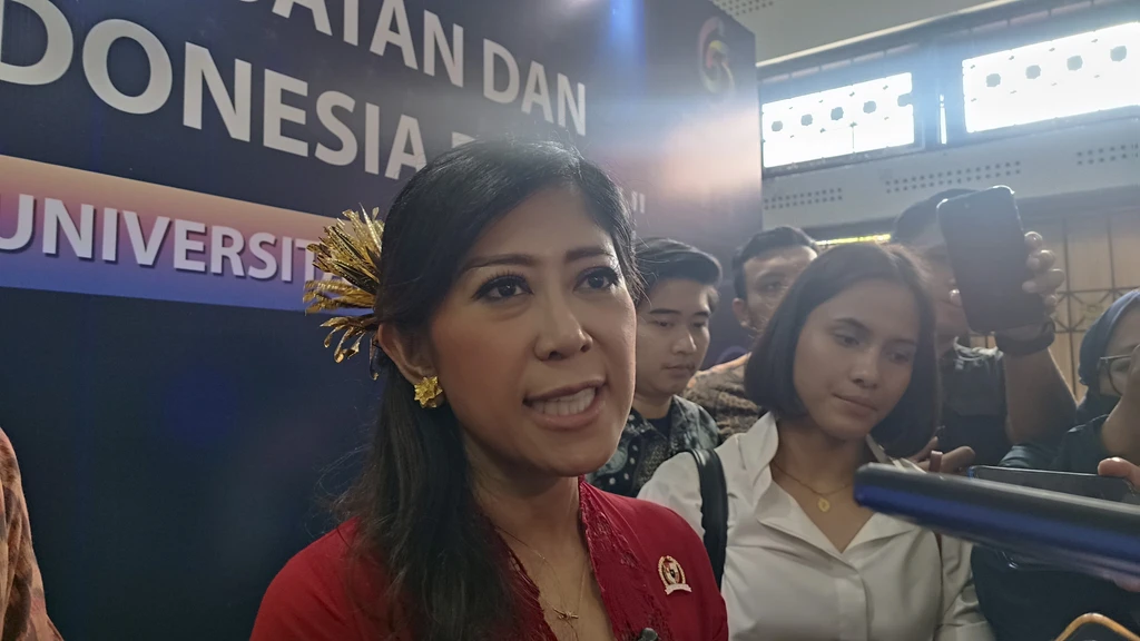 Meutya Hafid Desak Platform Media Sosial Buka Kantor di Indonesia