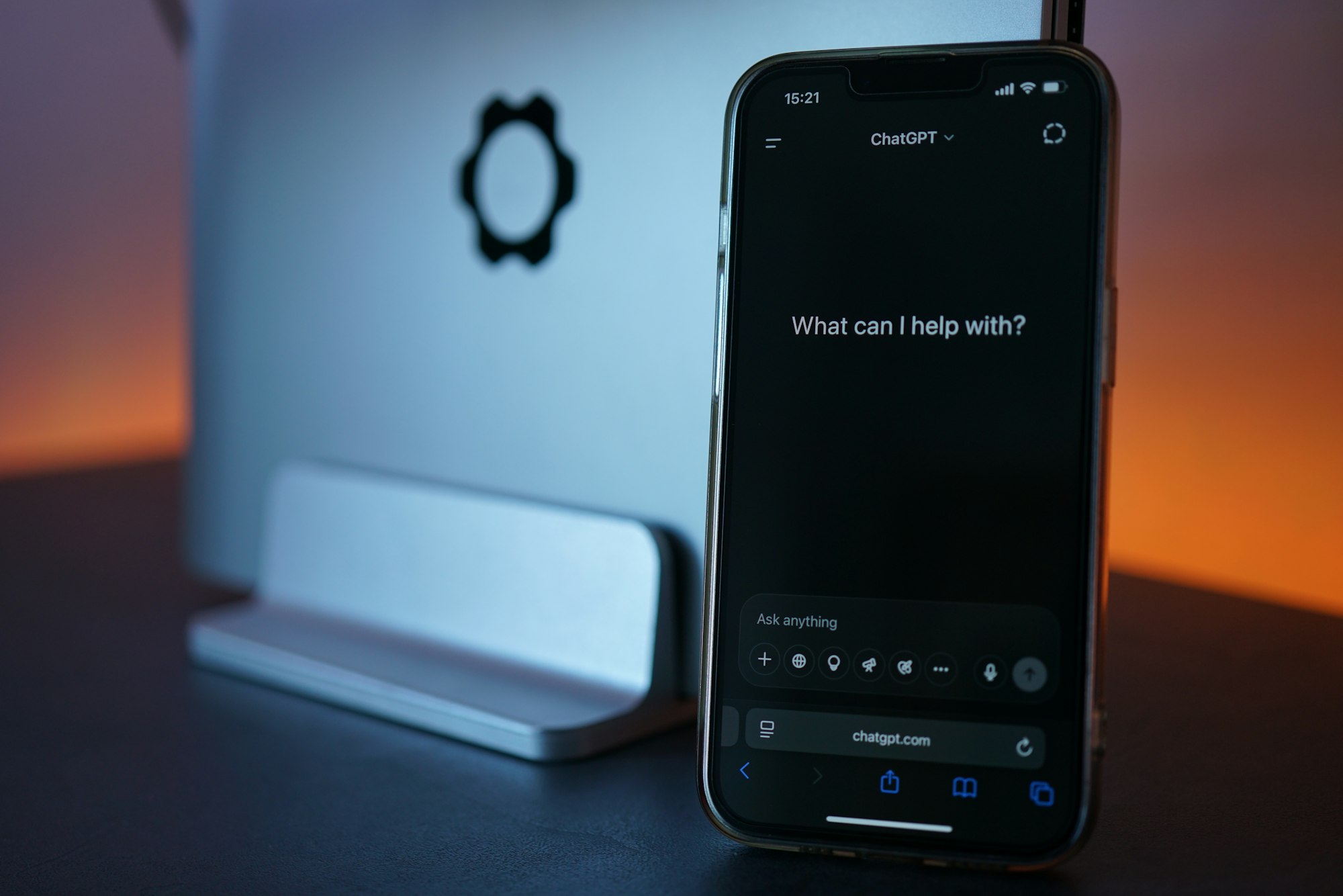 OpenAI perkuat ChatGPT dengan GPT-5 dan Kontrol Orang Tua