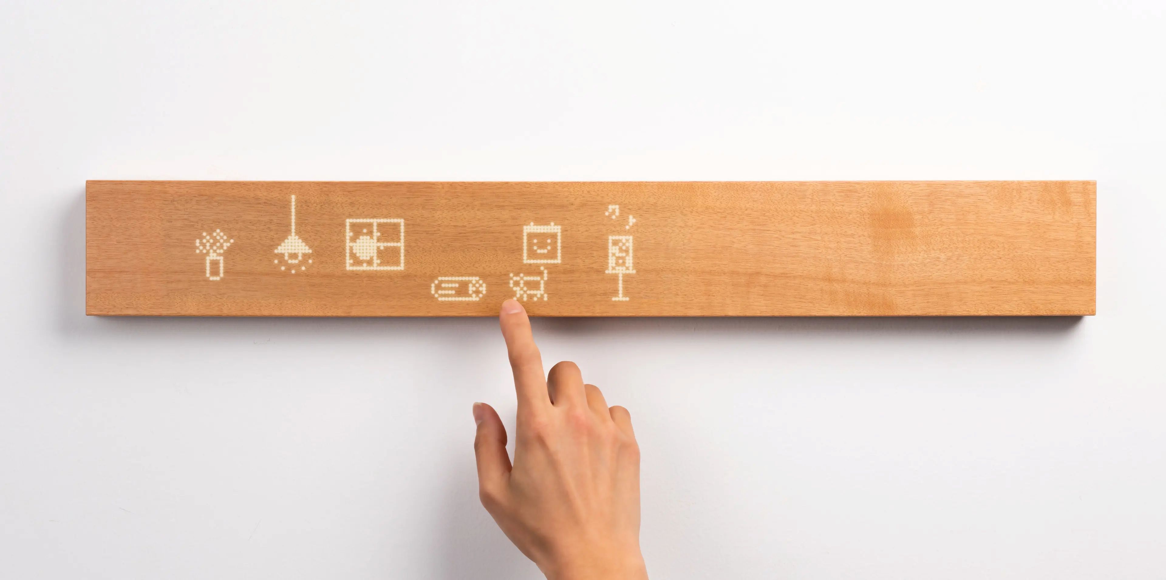 Mui Board, Mui Lab, smart home kayu, mmWave radar sleep tracking, teknologi Matter, rumah pintar estetik, Calm Technology, sensor radar kesehatan, CES 2026