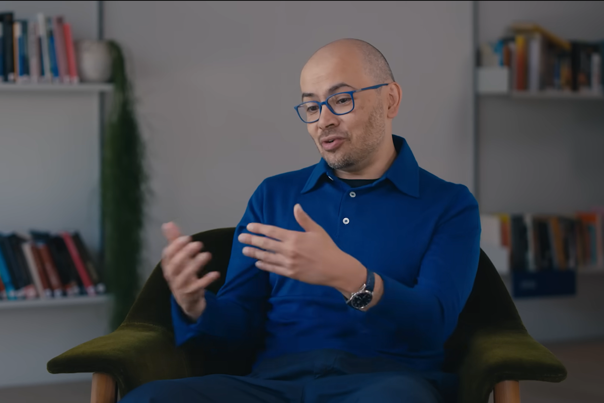 CEO Google DeepMind, Demis Hassabis, rutinitas kerja, jadwal tidur Elon Musk, DeepMind Gemini, bahaya kurang tidur, bos teknologi, jam tidur CEO.