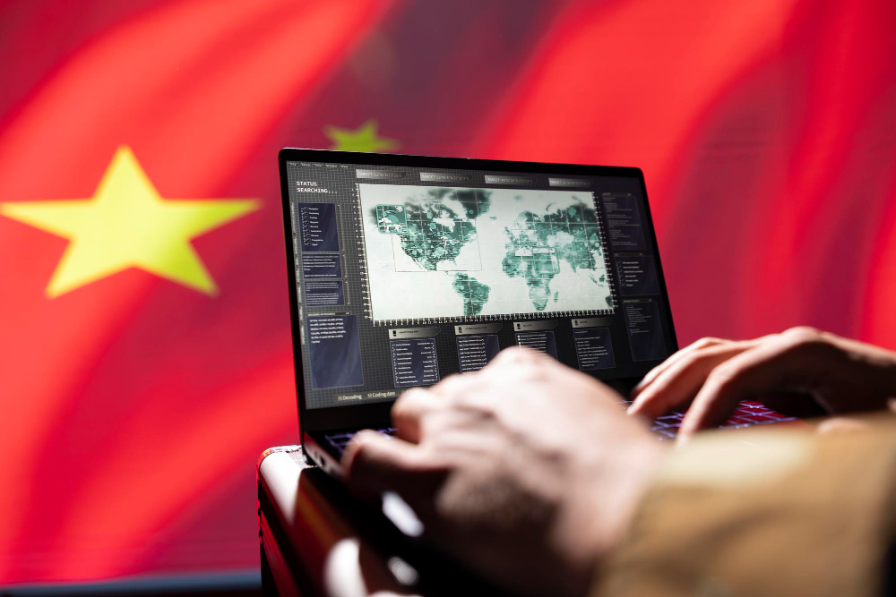 Kebijakan FCC terbaru, larangan lab China, biaya sertifikasi gadget, perang teknologi AS China, harga smartphone naik 2026