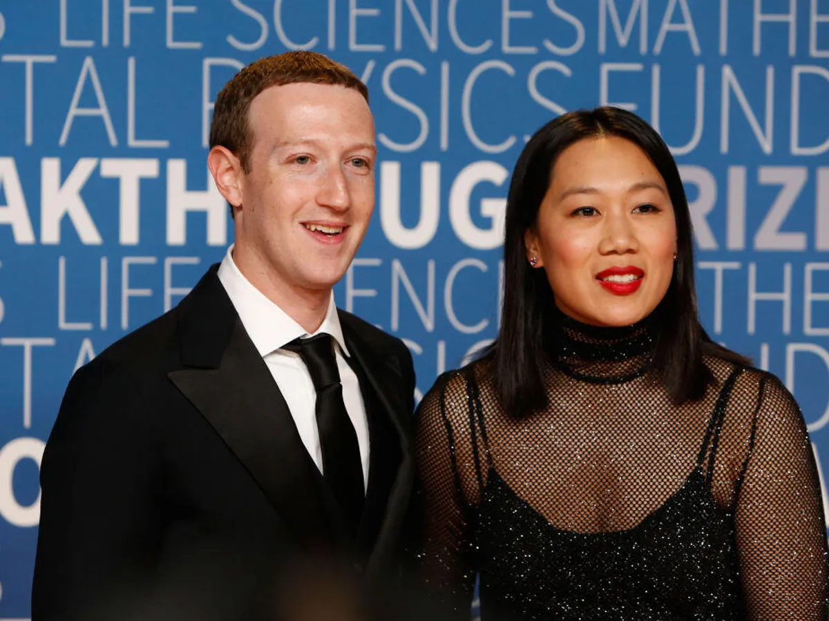 Mark Zuckerberg Biohub, AI sel manusia, investasi kesehatan Zuckerberg, Chan Zuckerberg Biohub, biologi berbasis AI, penelitian sel manusia, Alex Rives.